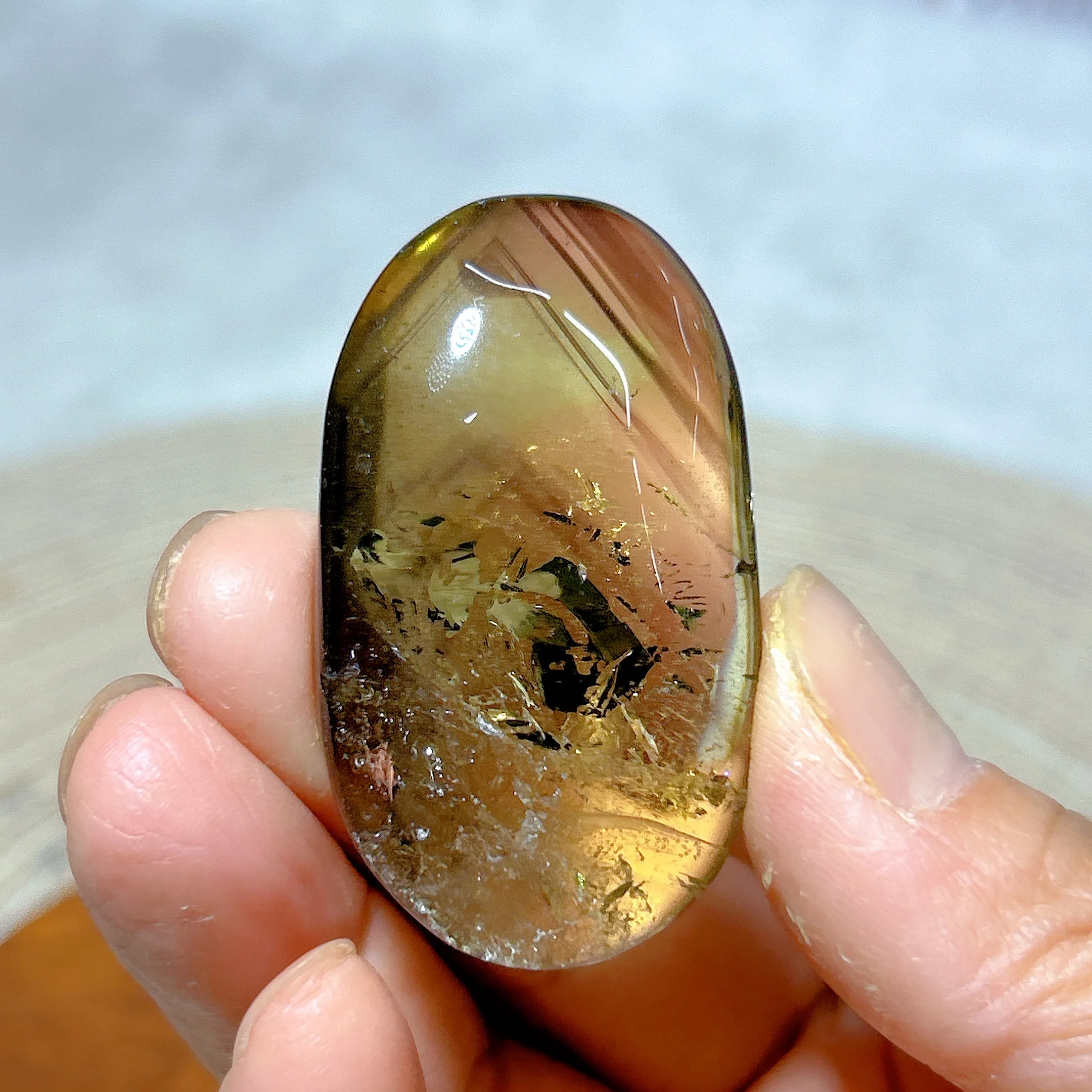 Natural Crystal Brazil Rainbow Smokey Citrine Palm Polished High Quality Healing Gemstones Home Decorations Mineral Energy Gift