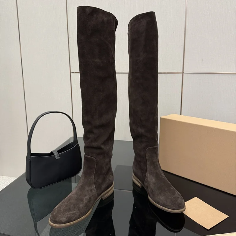 

Высококачественные женские длинные сапоги на высоком каблуке из овчины, замши, с круглым носком и плиссированным валом сапог24070431