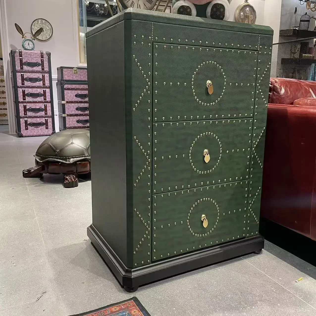 Американский ретро-модный обеденный боковой шкаф из цельного дерева, бытовой шкаф с тремя ведрами, длина, ширина и высота 68x48x102 см