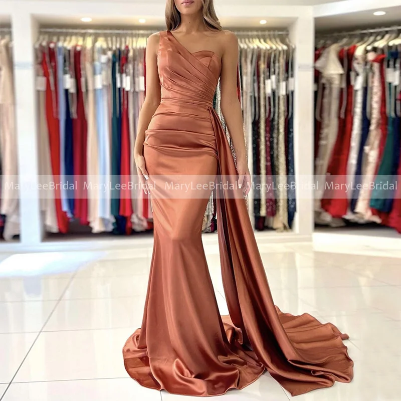 Customized One Shoulder Caramel Brown Bridesmaid Dresses Shiny Satin Mermaid Long Ribbon Maid of Honor Dress Evening Gowns