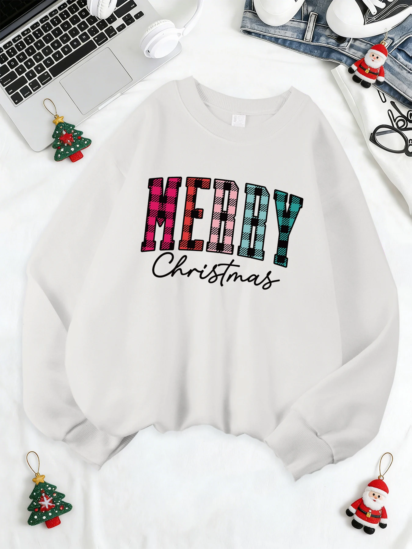 Merry Christmas Creative Letter Print Women Clothing Classic Warm Sweatshirt Loose Street Pullovers Autumn Winter Streetwear