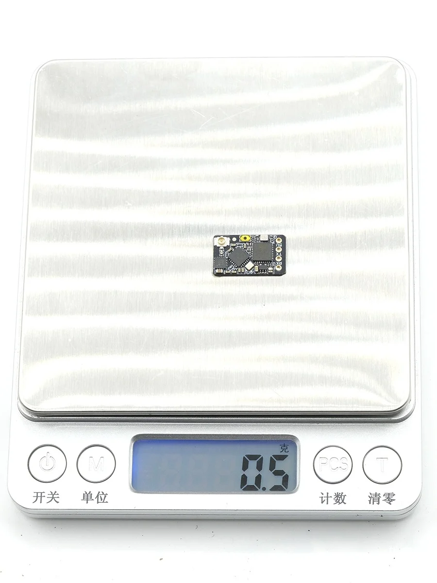 

BETAFPV ELRS Nano 2.4G Receiver ExpressLRS 2.4G 100mW Accessory Parts Base Quadcopter 3.6V-5.5V FPV Freestyle RC Racing Drone