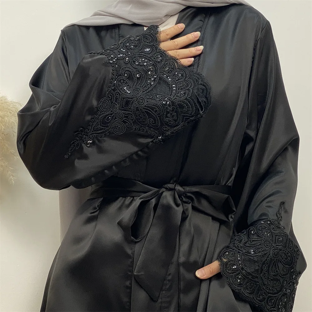 

Muslim Women Islamic Turkey Dubai Fashion Embroidered Robe Splicing Cardigan Dress Abaya with Pockets