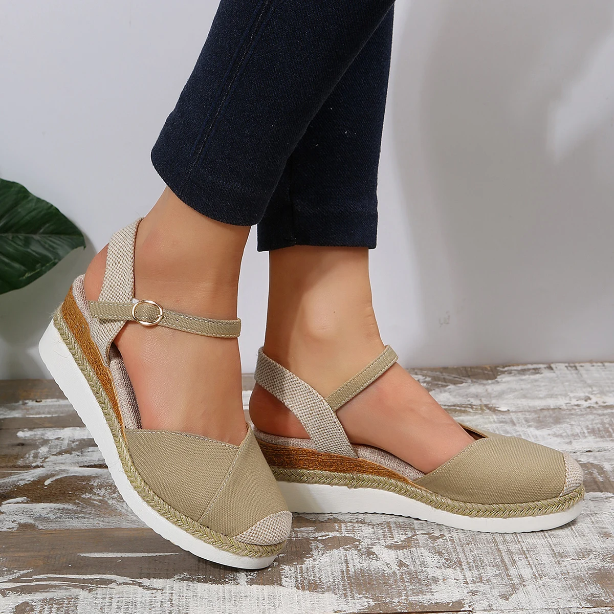 Cross-border foreign trade plus size color matching Baotou back empty sandals with light hemp rope buckle women\'s shoes with thi