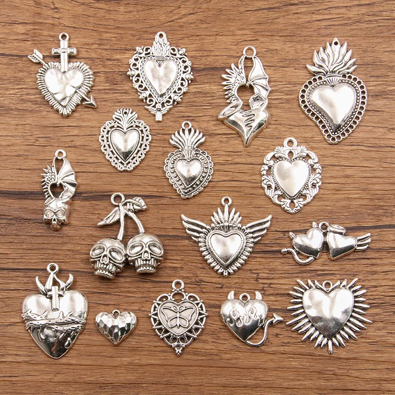 6PCS 26 Styles Mixed Alloy Antique Hollow Heart Skull Love Wing Charms For Jewelry Making DIY Handmade Animal Halloween Pendant