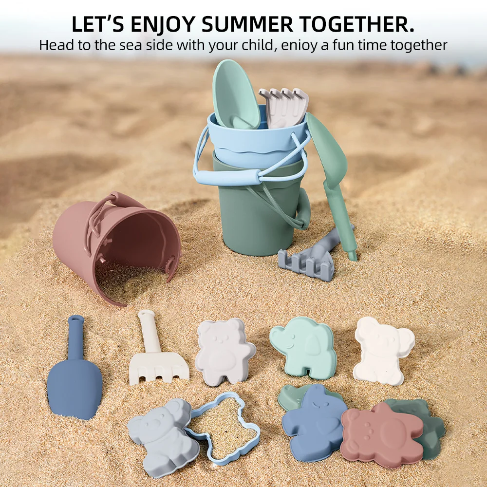 Food grade silicone non-toxic and environmentally friendly material beach bucket with shovel rake and cute pet toy accessories