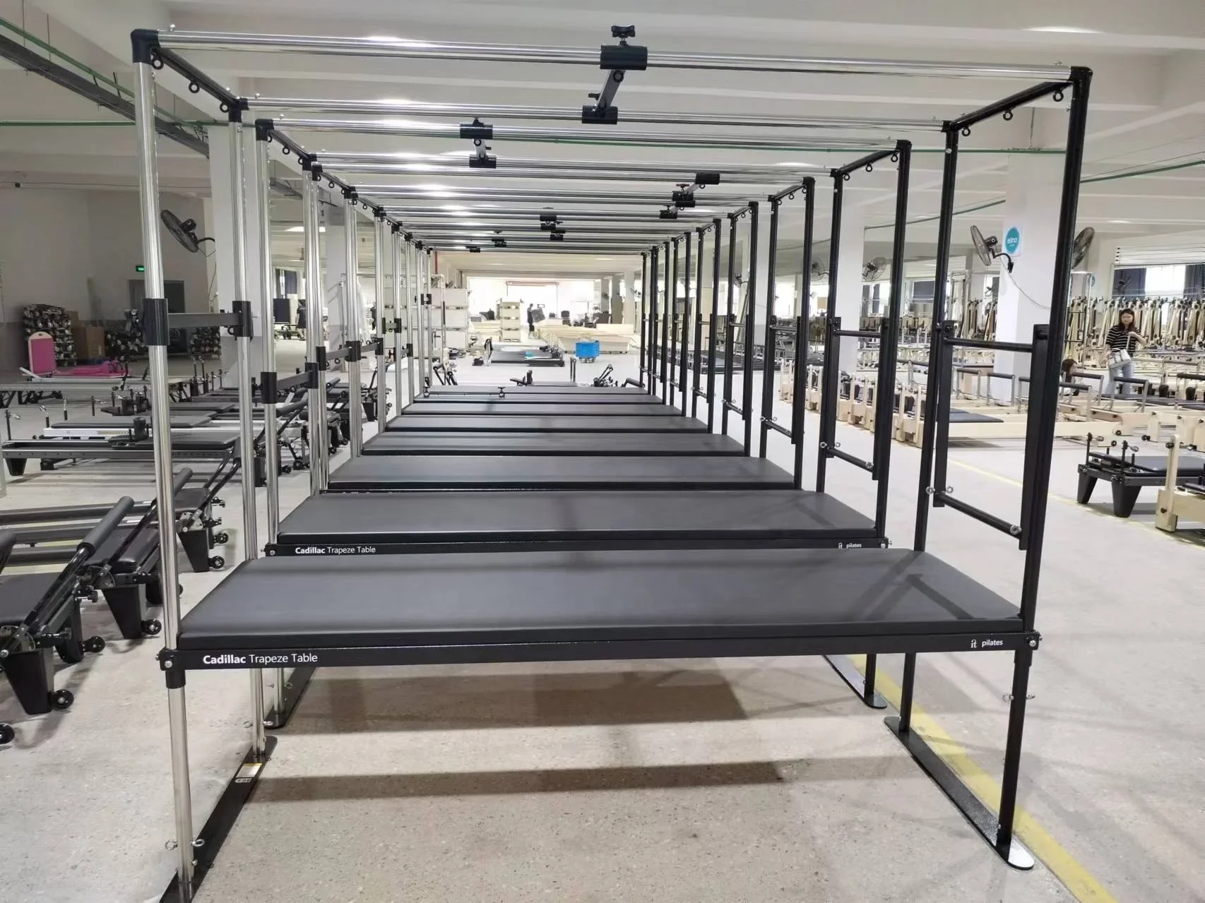 

Для коррекции фигуры Йога Фитнес SRP08-IT Cadillac Стол Полная трапеция Алюминиевый реформер Оборудование для пилатеса Машина для продажи