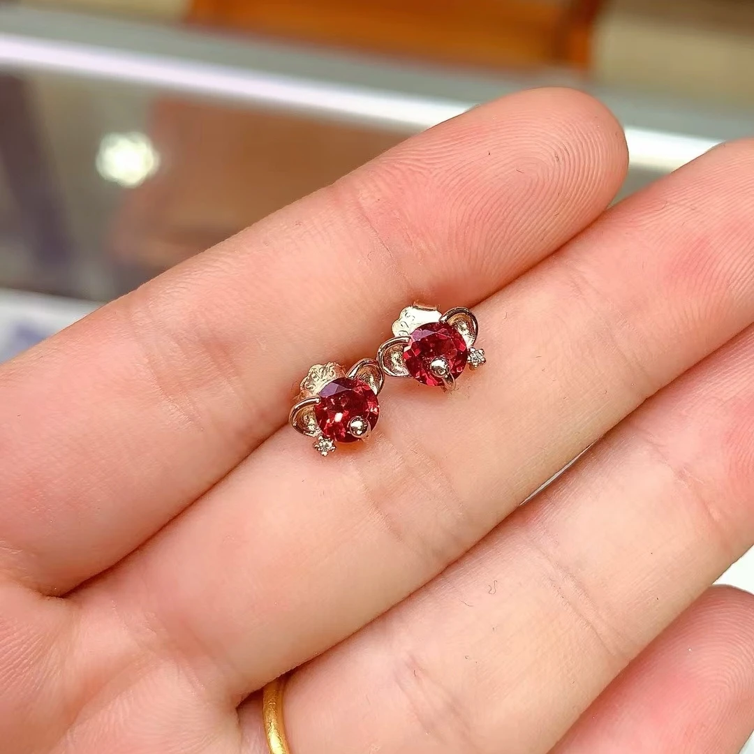 KJJEAXCMY High quality Simple Natural Garnet Earrings S925  Silver Inlaid Elegant Simple Palace High-End Design Women's Jewelry