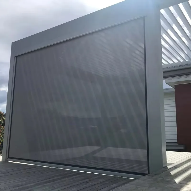 

[Factory Price] Windproof Waterproof Outdoor Breathable Pergola Zip Screen Patio Sunshade Automatic Pvc Blinds Motorized Outdoor