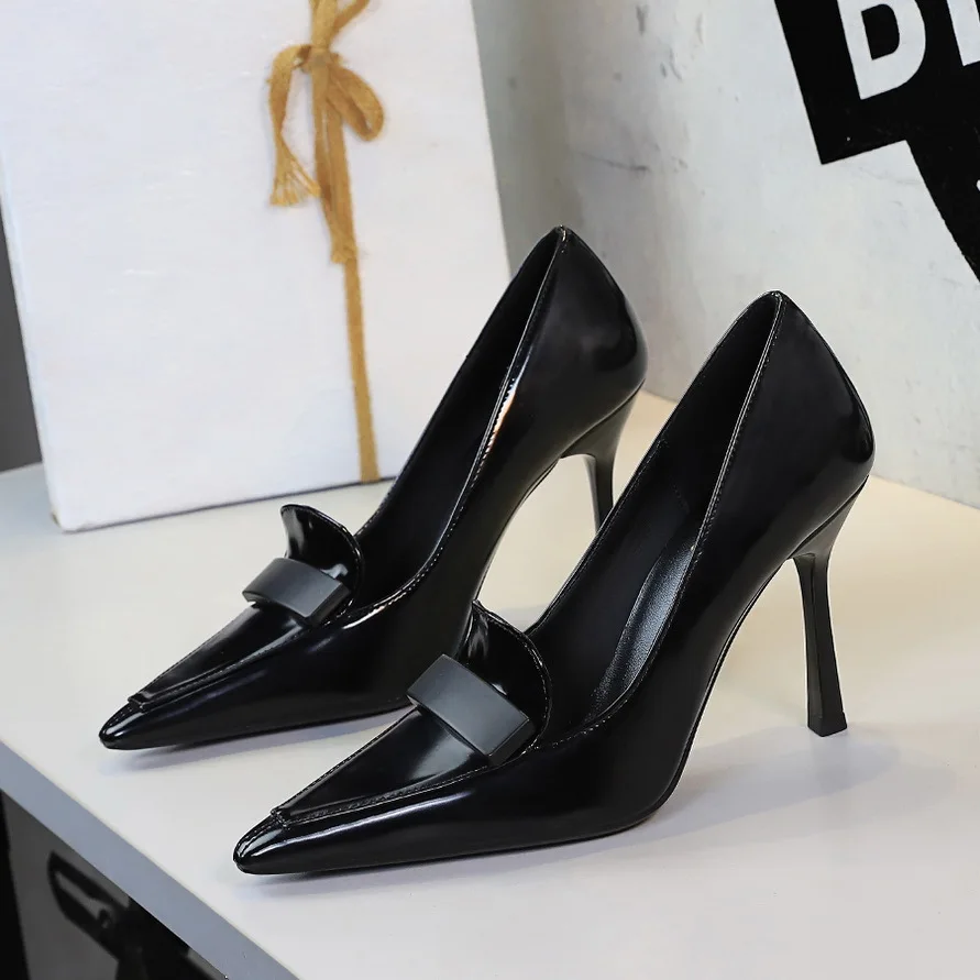European and American Fashion High Heels Women's Shallow Mouth Pointed Head Thin Heel Banquet High Heel Women's Single Shoes