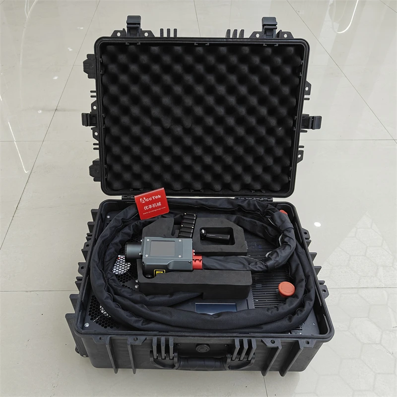 Hot Sale Pulse Laser Cleaning Machine 500w Suitcase Type Pulsed Laser Cleaning Machine For Rust Removal And Paint Cleaning