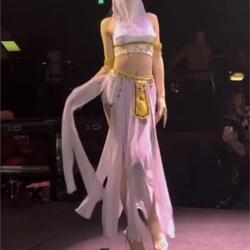 Costume de danse de danseuse de région occidentale exotique