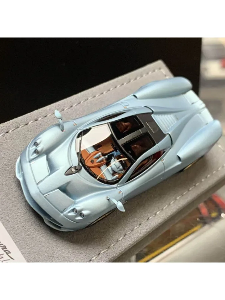 Op voorraad, HERMES 1:64 Hua Ya R lange staart blauwe carbon matte ijsblauwe gepolariseerde groene hars simulatie automodel, decoratie voor volwassenen - afbeelding 2