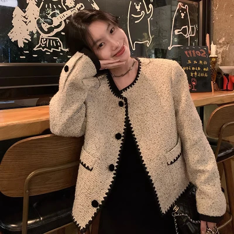 

Socialite Style Coat Women's Suit Spring and Autumn 2024 New French Style Elegant Design Sense Top All-match Age-reducing Jacket