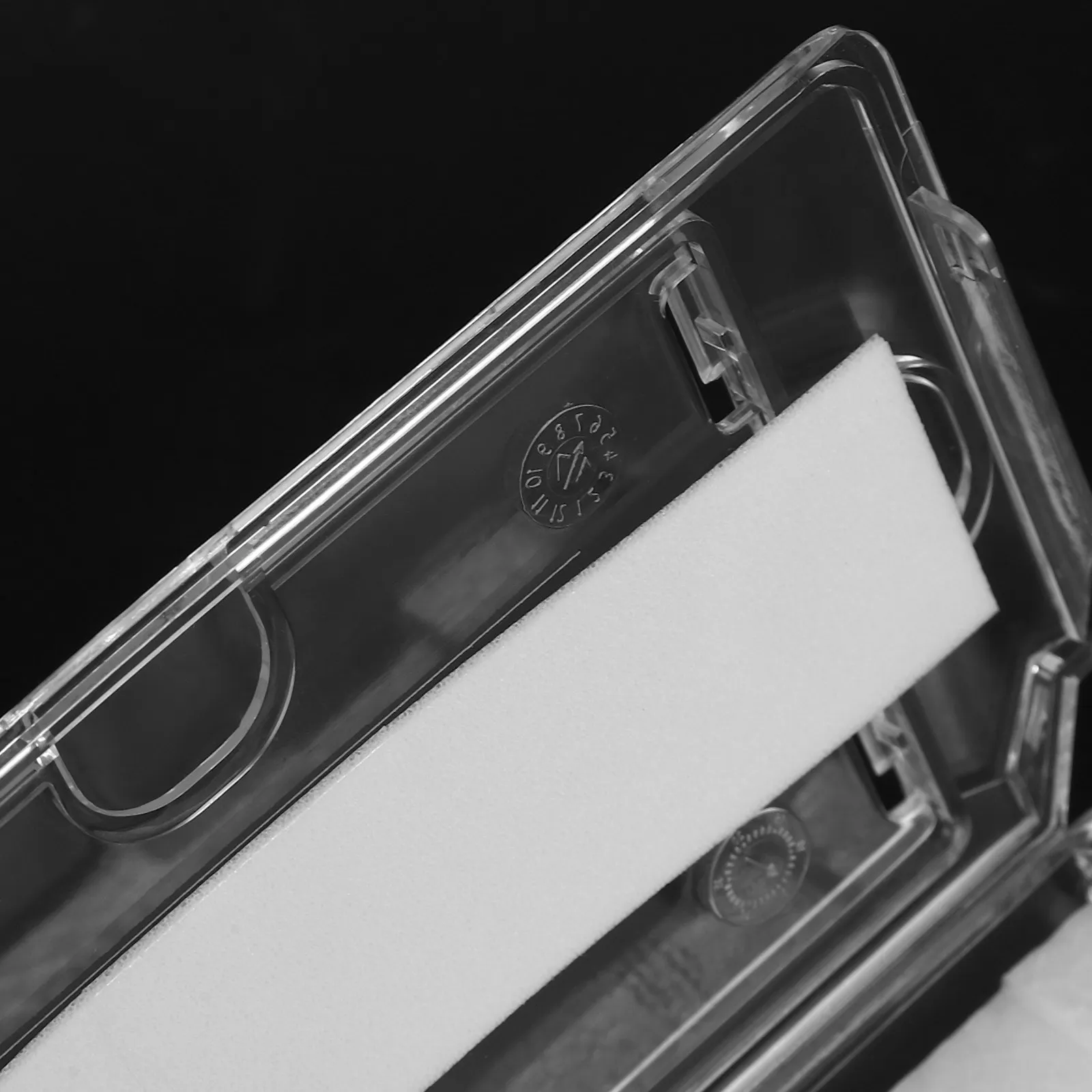 1Pcs Transparent Watch Holder Box Sturdy Storage Organizer Display Case Luxury Container Protective Packing for Men Women