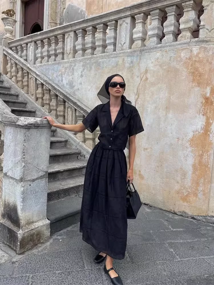 

Heavy Embroidery Women Holiday Set 2025 New Short Sleeve Notched Collar Shirt + Elastic Waist A-Line Long Skirt Casual Suits