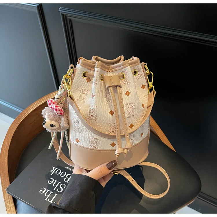 

2025 New Crinkle Hobo Bag for Women, Textured Mini Crossbody Purse, Puffy Bucket Shoulder Bag Compact, Lightweight and Very Chic