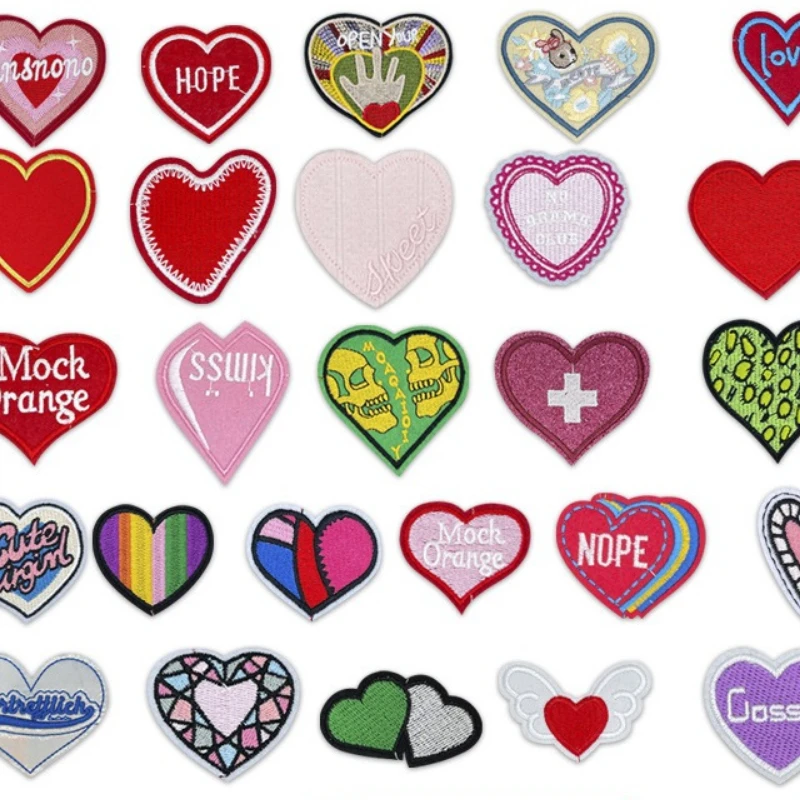 50pcs/Lot Anime Embroidery Patch Heart Love Rainbow Wing Skull Crown Shirt Bag Clothing Decoration Accessory Craft Diy Applique