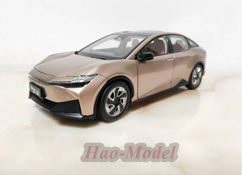 

1/18 для FAW Toyota bZ3 e-TNGA 2023, литая под давлением модель автомобиля из сплава, детские игрушки, подарки на день рождения для мальчиков, коллекция украшений для хобби