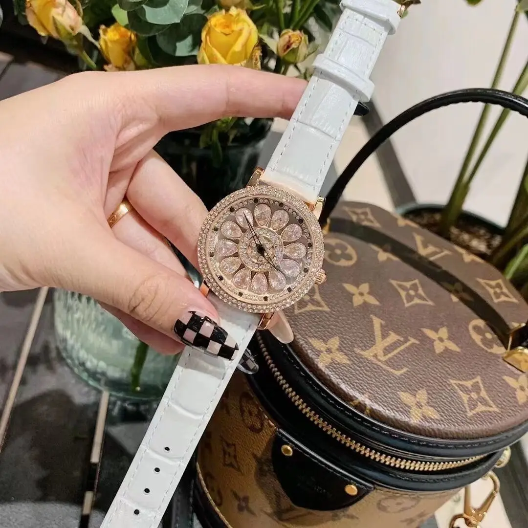 Women Quartz Watch Waterproof Diamond Rotated Dial Watches Top Luxury Brand Leather Band Casual Star Shinning Wristwatches