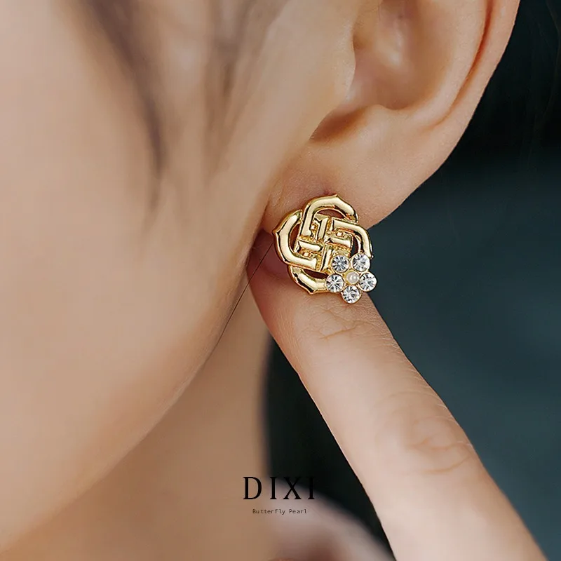 

DLR1040 Брендовые оригинальные корейские модные серьги Dixi, простые полые изысканные серьги-гвоздики с жемчужным цветком и бриллиантами Ea