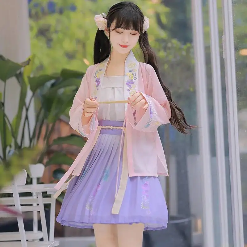 

Spring Or Summer Chinese Traditional Embroidery Thin Sunscreen Shirt Hanfu Short Violet Color Women 3piece Suit