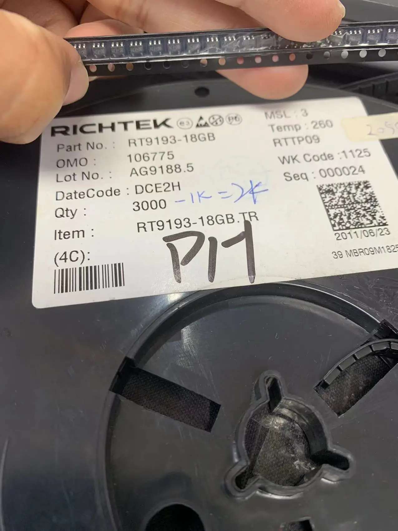 RT9193-18GB (5 pezzi) inventario originale e spot