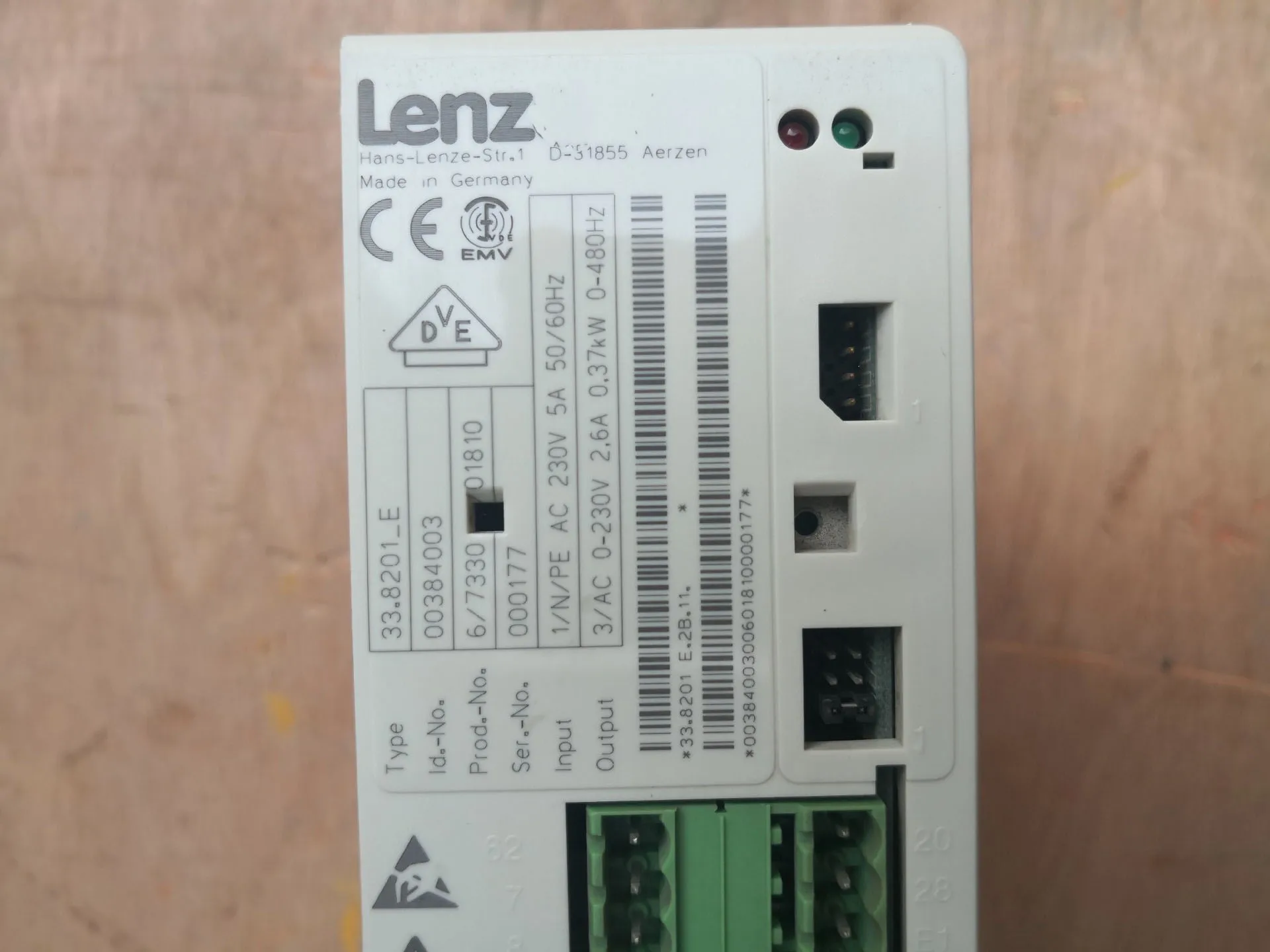 33.8201-E Инвертор 220 В 0,37 кВт для Lenze