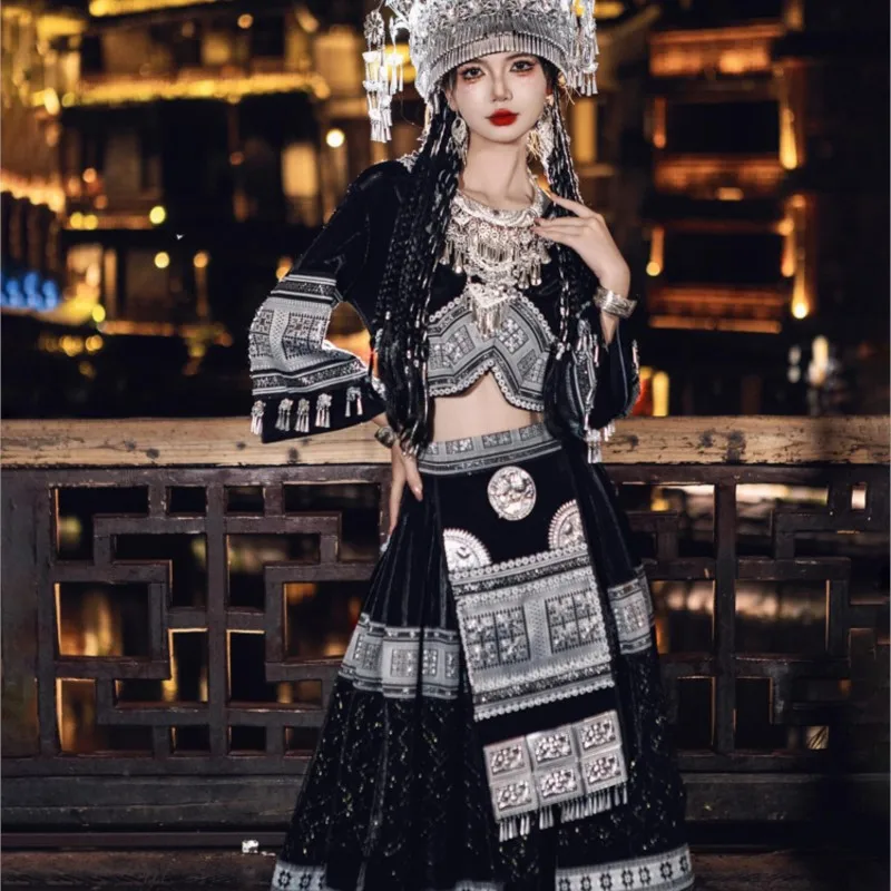 

Miao Jiang Tujia ethnic group new clothing travel shooting nationality female design photography