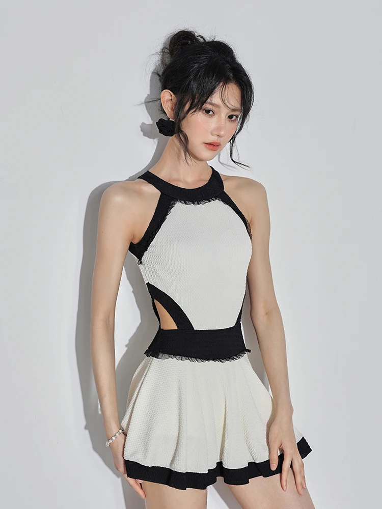 Maillot de bain une pièce, dos nu, Sexy, avec nœud doux, classique, col rond, ajouré, couleur contrastée, pour vacances, nouvelle collection été 2025