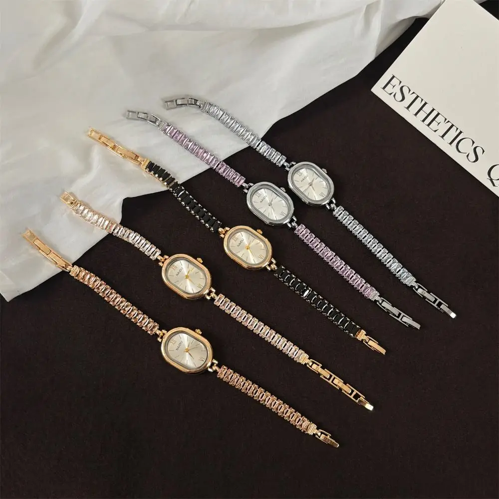 Vintage Oval Dial Bracelet Watch Hidden Buckle Design Alloy Ladies Watch Gift Luxury Quartz Watch for Women