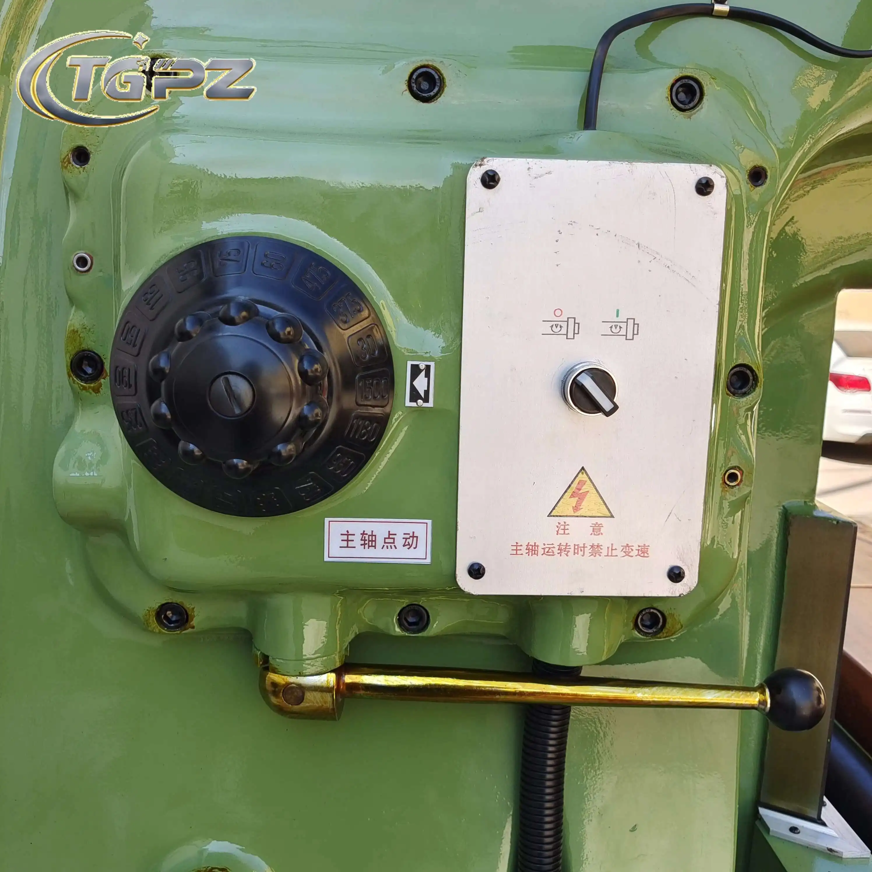 Small XK6132 CNC Horizontal Milling & Drilling Hine On Sale High Precision Heavy Duty With GSK Control System