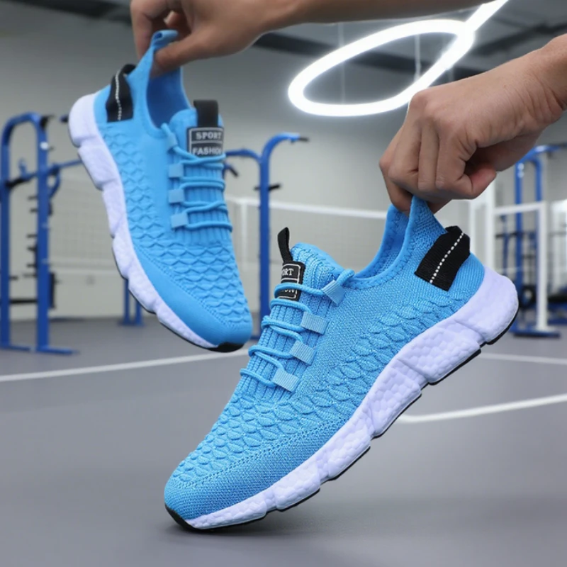 

New Men Sneakers Breathable Anti-Slip Soft FoldableTravel Sneakes Sleek Monochrome Mesh Male Running Kicks Zapatillas De Deporte