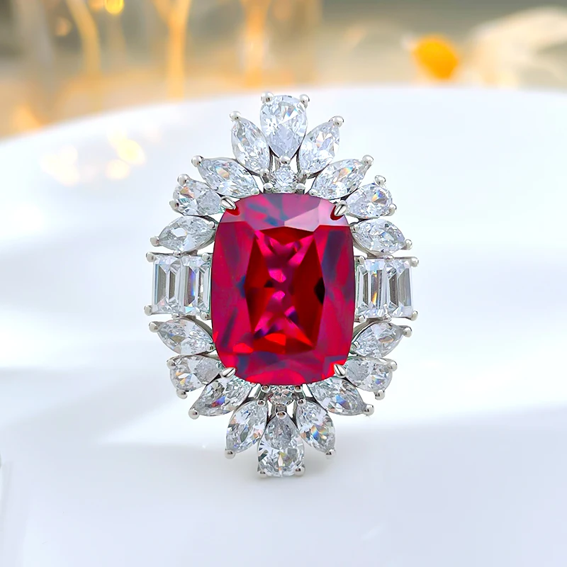 

Fashionable Artificial Red Treasure Precision 925 Silver Ring Inlaid with High Carbon Diamonds, Retro and Luxury Banquet