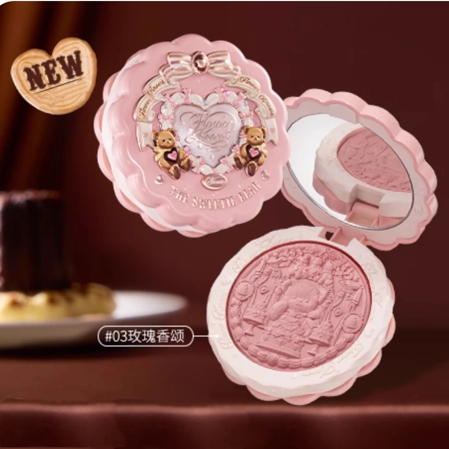 

Flower Knows The Sweetie Bear Collection Шелковые атласные румяна 5 г Натуральная косметика для естественного макияжа