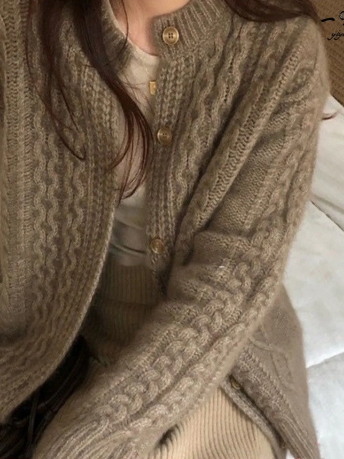 

Heavy Wool Cardigan for Women, Thickened Knitted Sweater with Cable Stitch, Loose Fit, Fashionable and Casual Style
