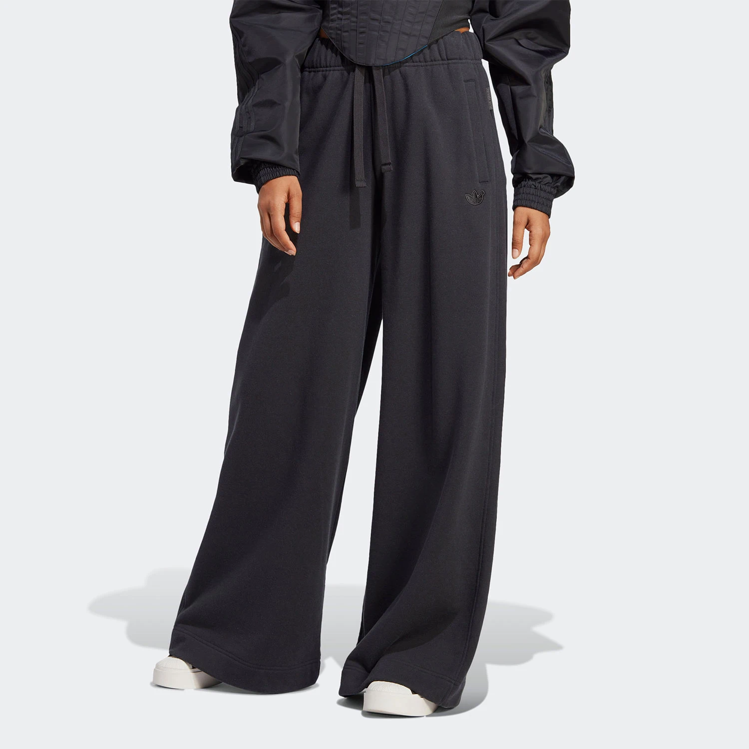 

Оригинальные женские трикотажные повседневные свободные брюки с широкими штанинами Adidas IB5802