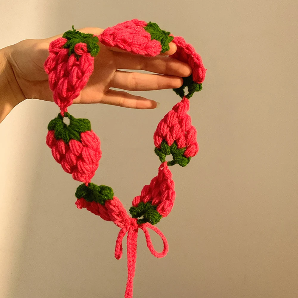 

Small Strawberry Headband Crochet Sweet Cute Hair Band Women Headbands Fashion Handmade Knitted Wool Hair Hoop Accessories