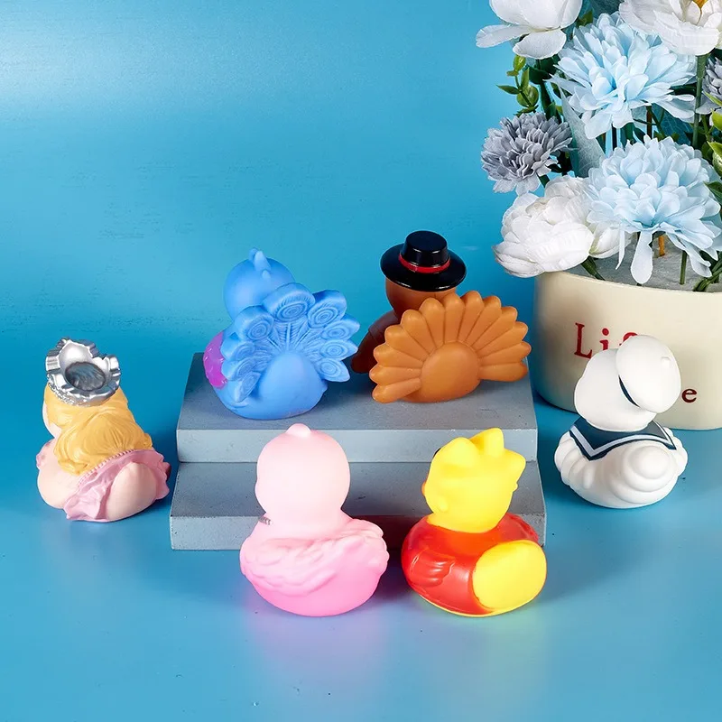 Mini Ghostbusters - Stay Puft Cosplay Gummi-Ente Vinylfigur, Zuckerwatte-Ente Statue - Niedliche Cartoon-Stil Sammlerfigur – Detail 4