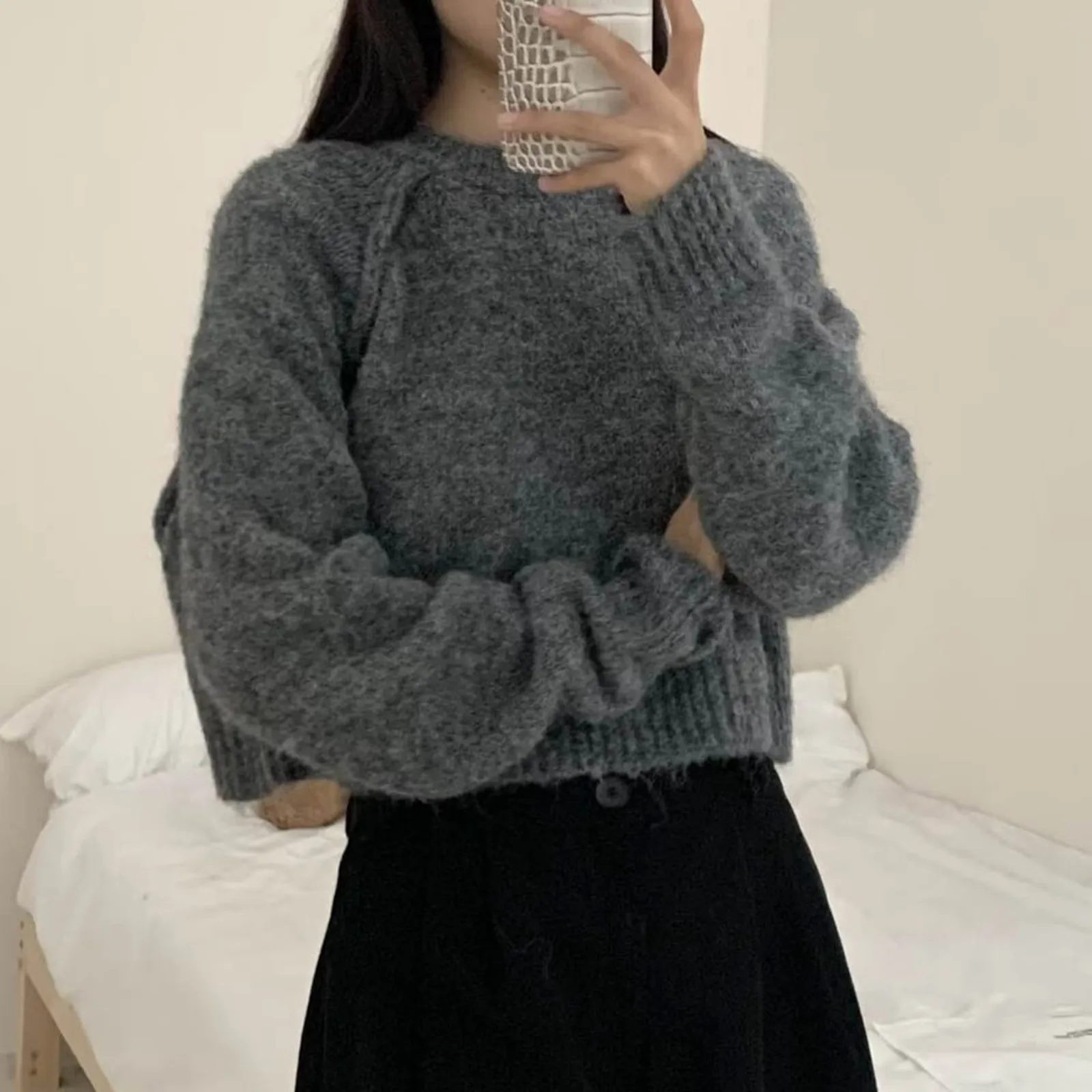 Women's Winter Loose Fit Short Knit Sweater Cozy Round Neck Basic Top Slimming Solid Color Lightweight Pullover For Layering