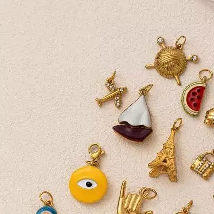 قلادة عيد الحب من الفولاذ المقاوم للصدأ عصرية وشعبية إكسسوارات DIY قلادة من الزركون مطلية مع الاحتفاظ بالألوان عيار 18 قيراط