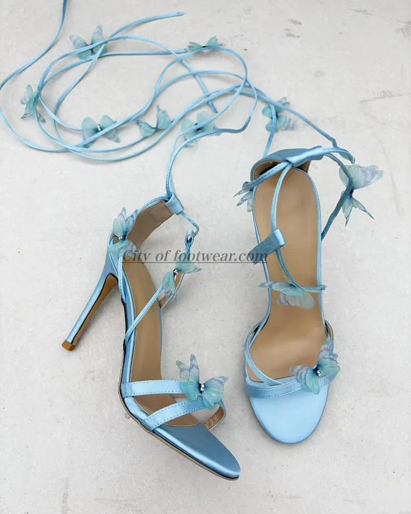 

Новинка 2026 года: Женские босоножки на шнуровке с бабочками, из атласа и кожи, цвета: небесно-голубой/серебристый/фиолетовый, дизайнерские, класса люкс, на высоком каблуке, для вечеринок