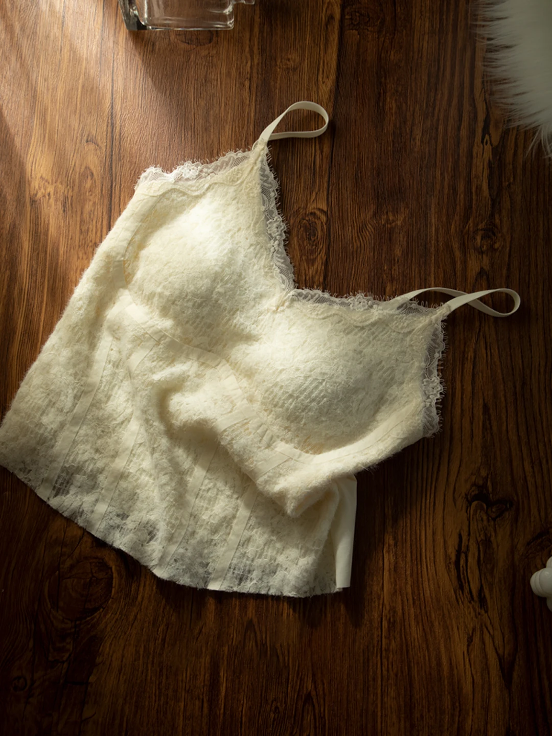 Warm Fleece Lined Lace Back Small Strap Vest Women's Underwear with Chest Pad One Cup Integrated Inner Wear Base Top