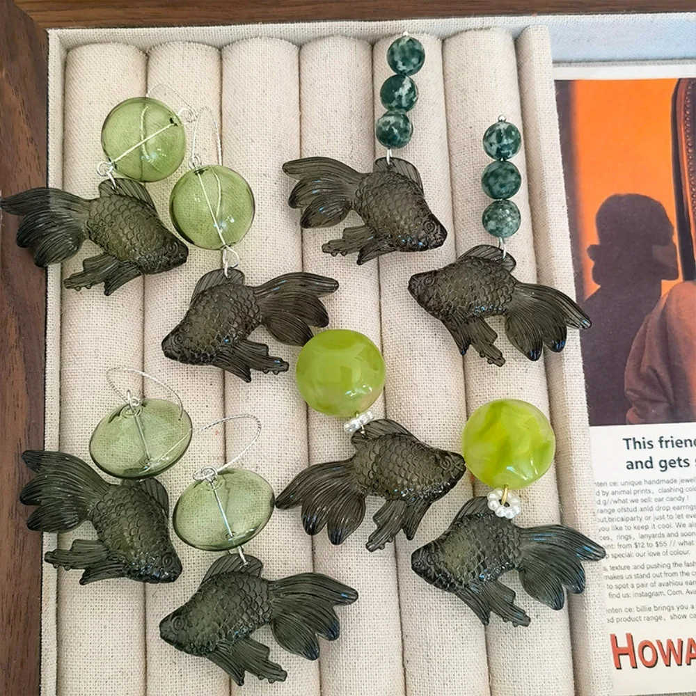 Goldfish Pendant Ea…