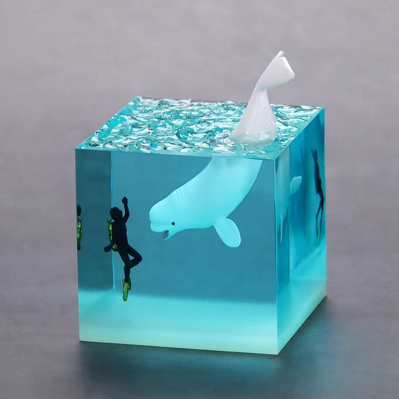 Humpback Whale Diver Cube Ornament Resin Whale Home Birthday Gift Ornament Marine Resin Decoration