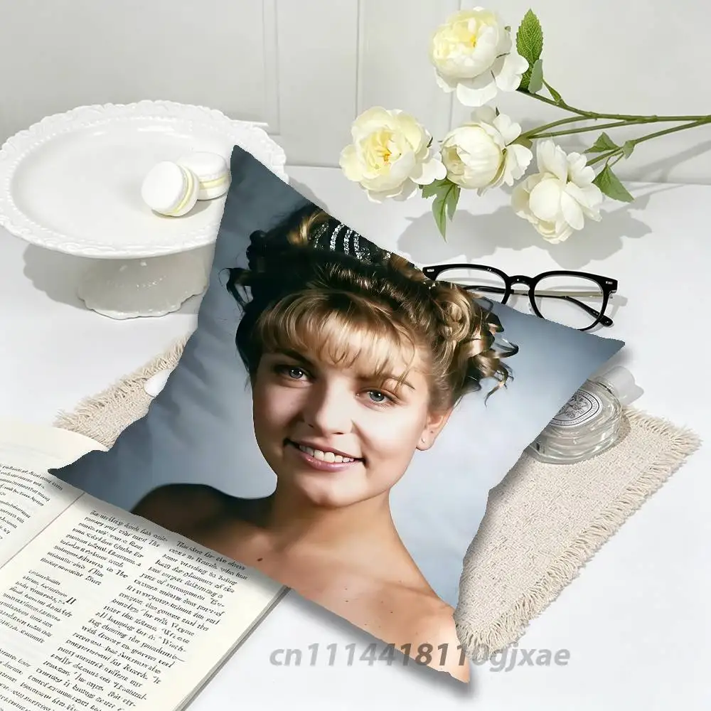 L-Laura P-Palmer Pillow Case For Home Bedroom Car Office Decoration Living Room Sofa Cushion Cover Suitable