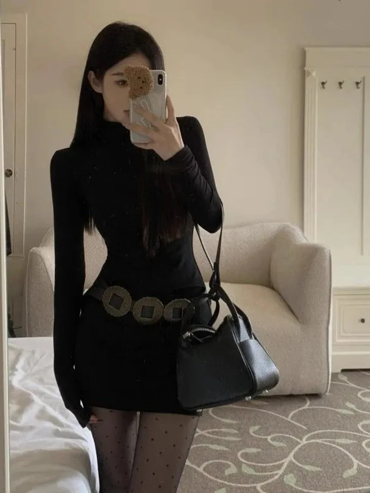 فستان أسود قصير بياقة مدورة للنساء للخريف مثير نحيف مع حزام وأكمام طويلة فستان قاعدة Y2K ملابس الشارع الشهير للحفلات الليلية #3
