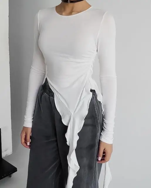

Female Fashion Skinny Top 2025 Spring/Summer Irregular Design Sexy White Knitted Round Neck Slim Women's T-Shirt