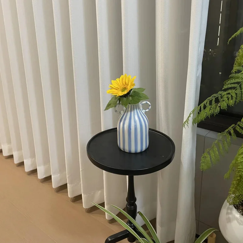 Simple Fun Hand-painted Striped Binaural Ceramic Smiley Vase Decoración Hogar Home Living Room Decoration Tableware Pottery Jar