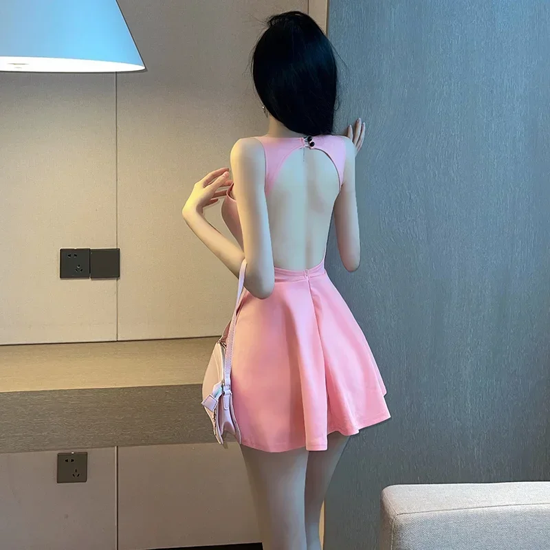 Sexy Diepe V-Hals Clubjurk Pittig Meisje Mouwloos Strakke Sluiting Met Rugloze Korte Rok Mode Slanke Grote Swing Mini Roze Jurk